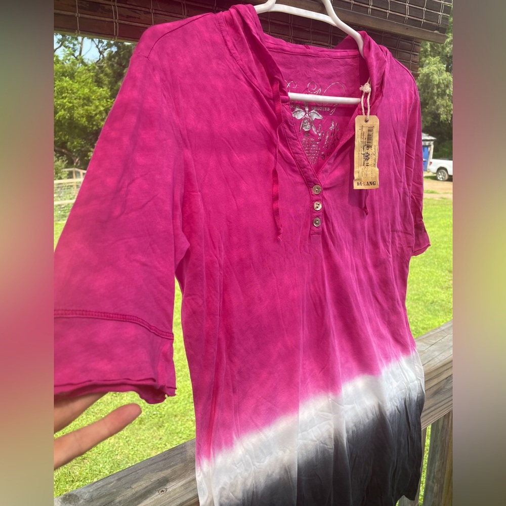 NWT Da Nang fuscia t shirt hoodie pink white grey black x LONG Henley buttons
